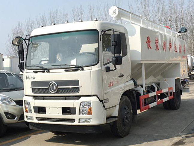 東風天錦散裝飼料運輸車